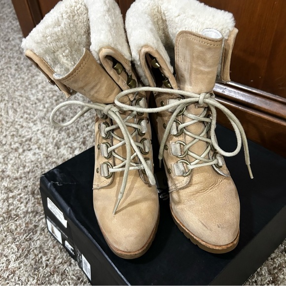 Sorel Women's After Hours Boots Sz 7.5  NL2967-241 Tan Suede Leather Wedge Heel - Picture 2 of 8